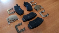 Колодки передние ASTRA J, INSIGNIA, ZAFIRA C (1.4-2.8), CHEVROLET MALIBU (V300, 20D, 2.4), SAAB 9-5 (2.0T-2.8T) (под 17 тормозные диски, J61)