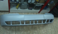 Бампер Ауди A4 (95-2000) передний, в грунте