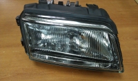 Фара VAG AUDI A4 (94-01) с противотуманкой R